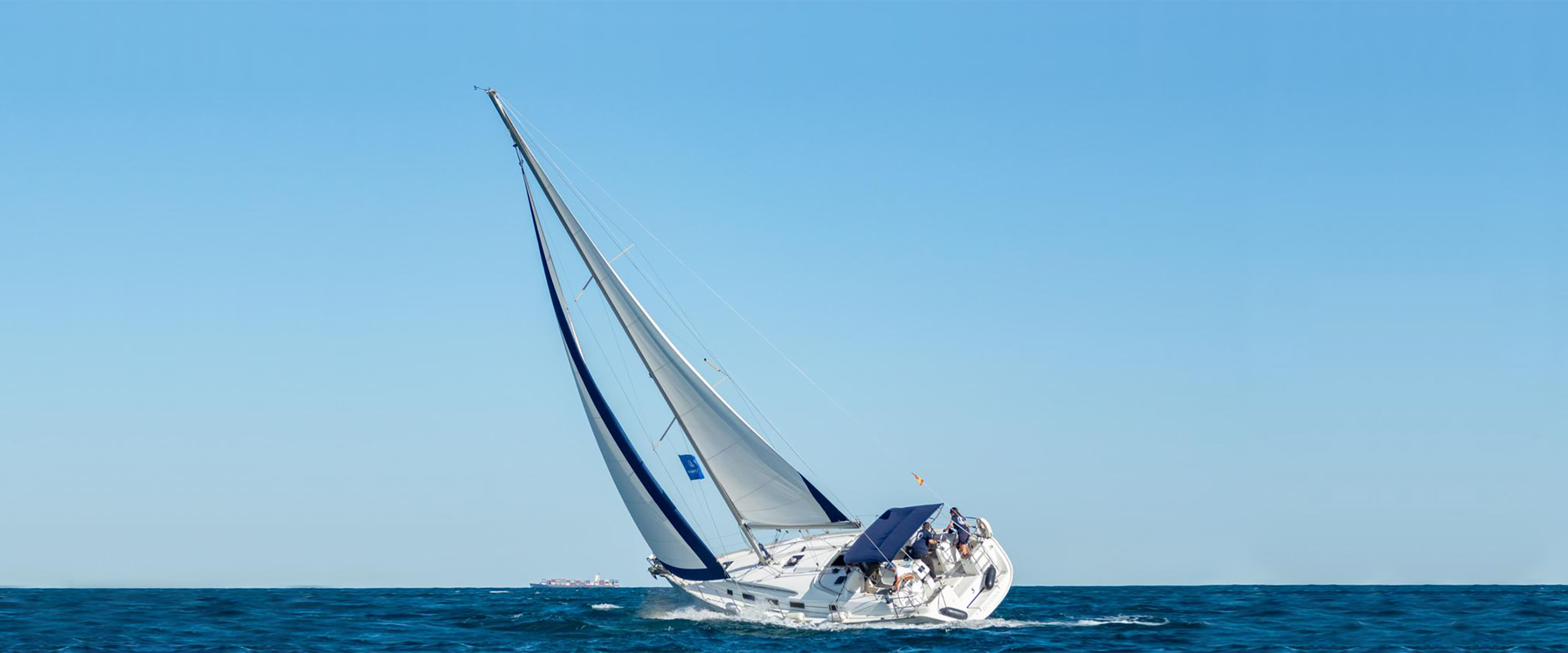 Navegar sin barco propio: libertad sin complicaciones